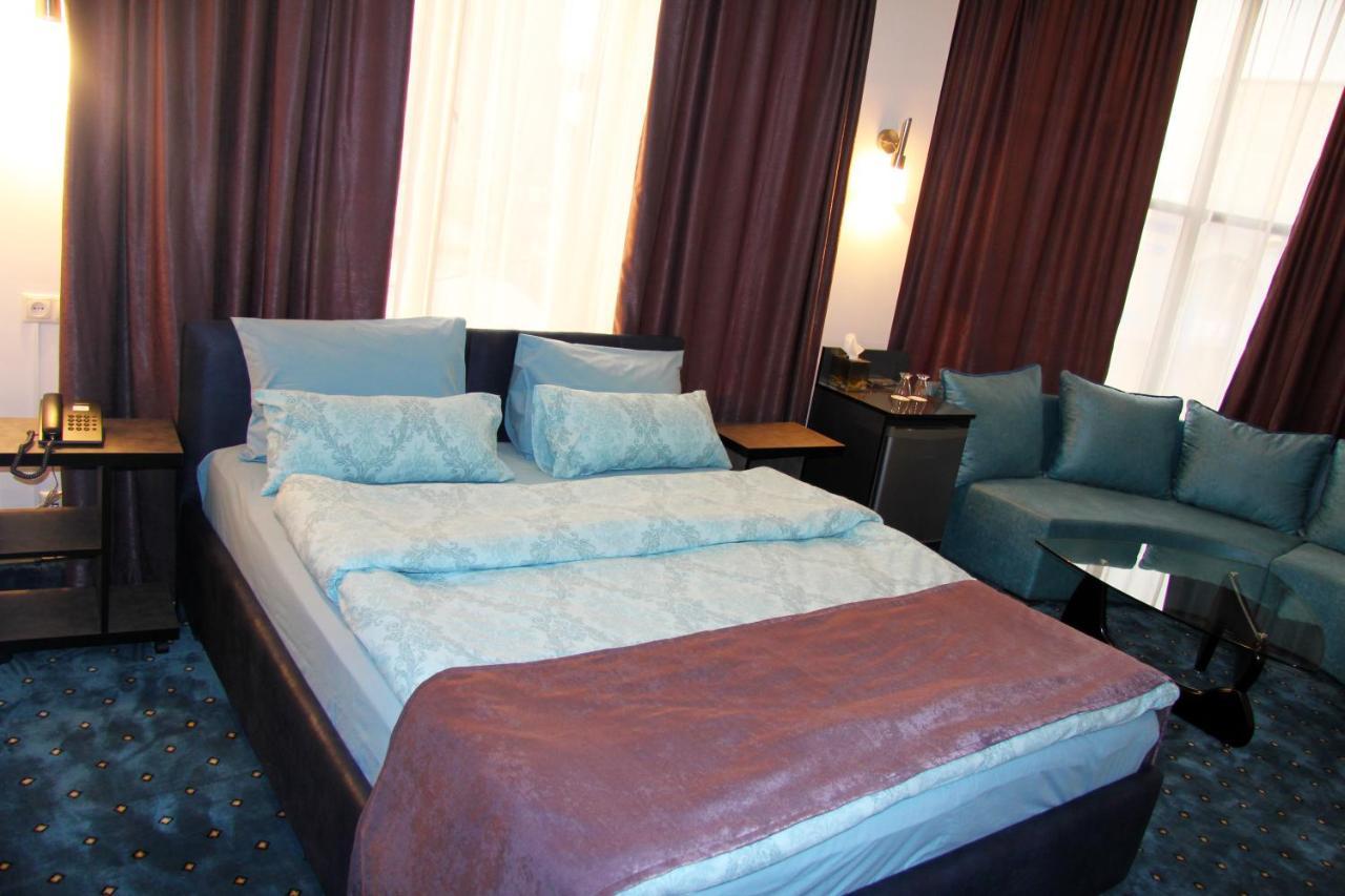 Nice Hotel Erivan Dış mekan fotoğraf
